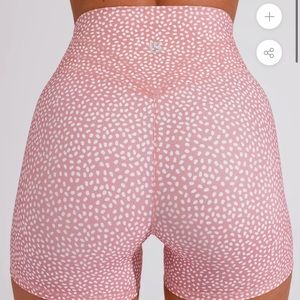 BuffBunny Legacy shorts in pink bossy print